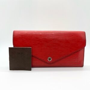 Louis Vuitton Red Women's Clutch